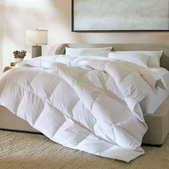 Zenhaven® reversible latex mattress with two distinct comfort feels for personalized sleep